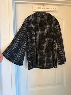 Ann Taylor Factory Black & White Plaid Textured Top | Size L
